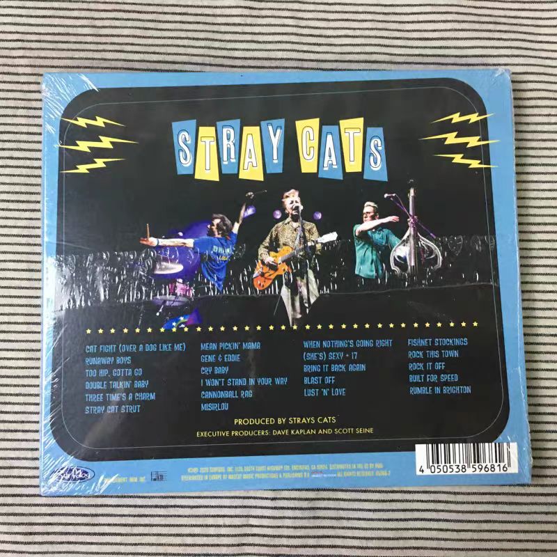Stray Cats – Mengguncang Kota  - Live Rock ulasan dan harga